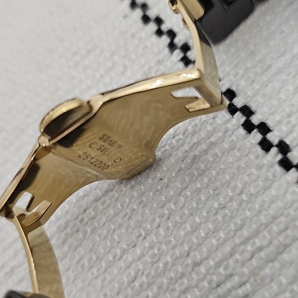 Fossil Black and Gold Women's Stainless Steel Watch - Picture 10 of 10